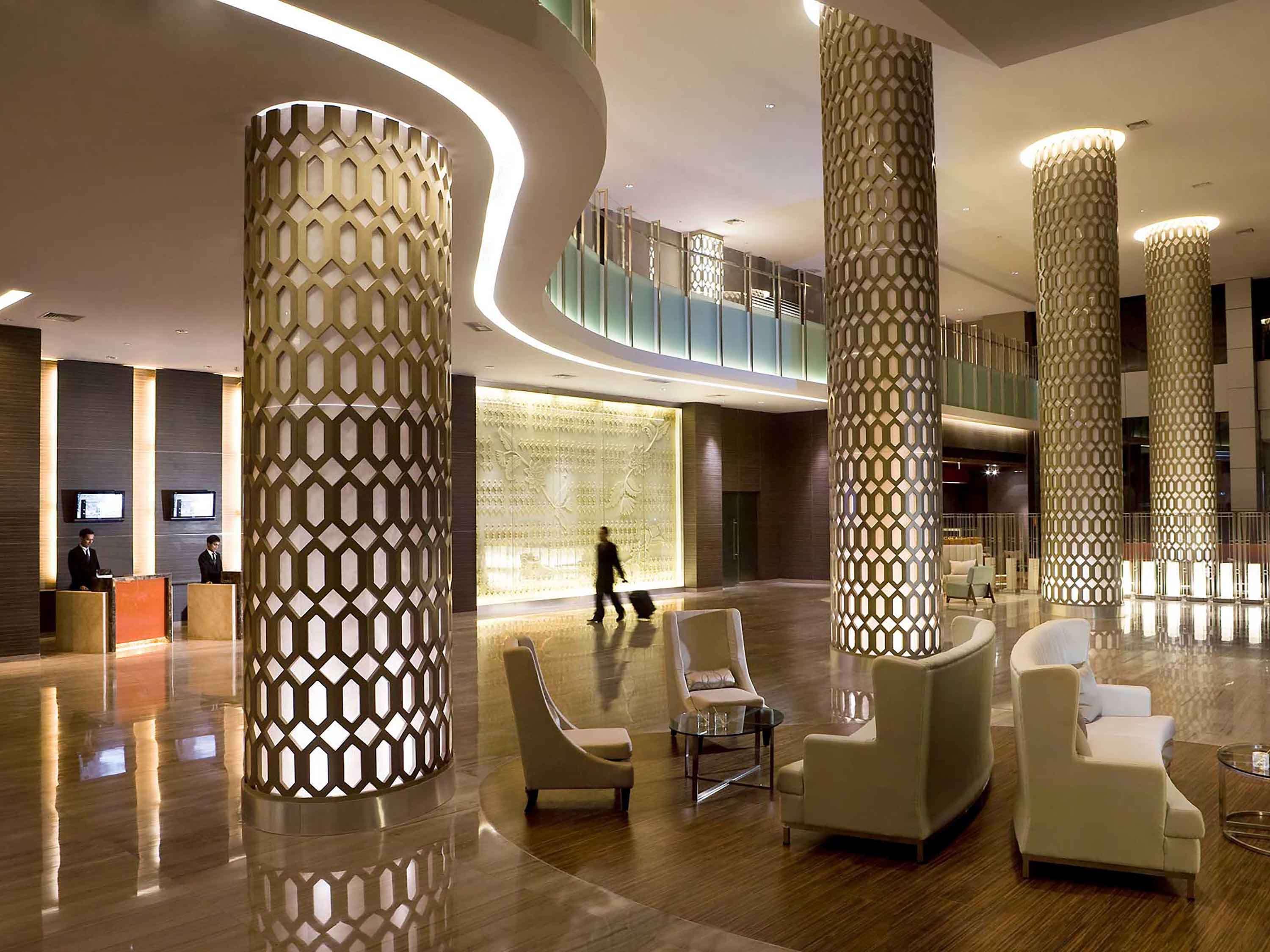 Novotel Bangka Hotel y Centro de Convenciones Pangkal Pinang Exterior foto